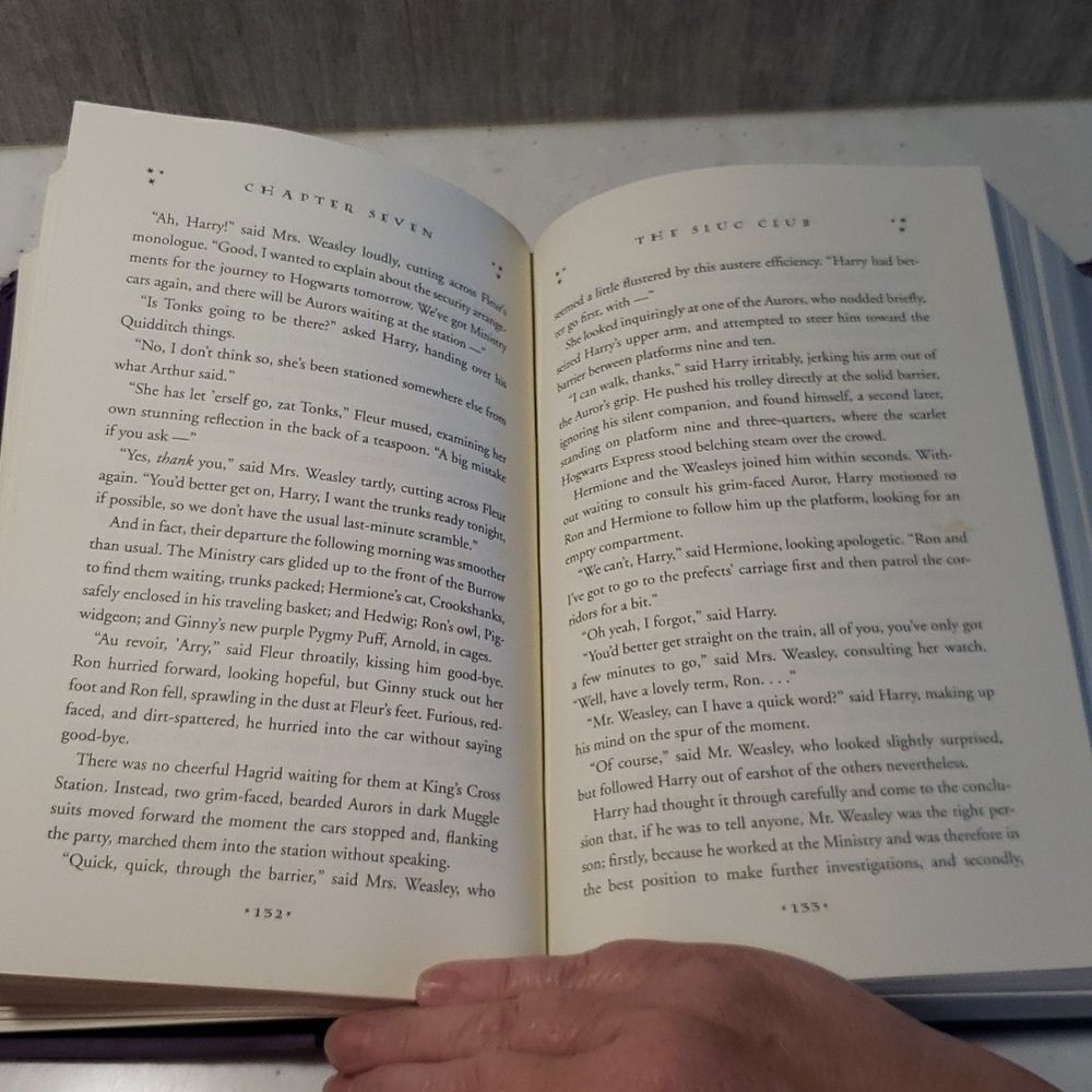 Vintage Book "Harry Potter and the Half Blood Prince" - J. K. Rowling (2005) - Picture 10 of 10
